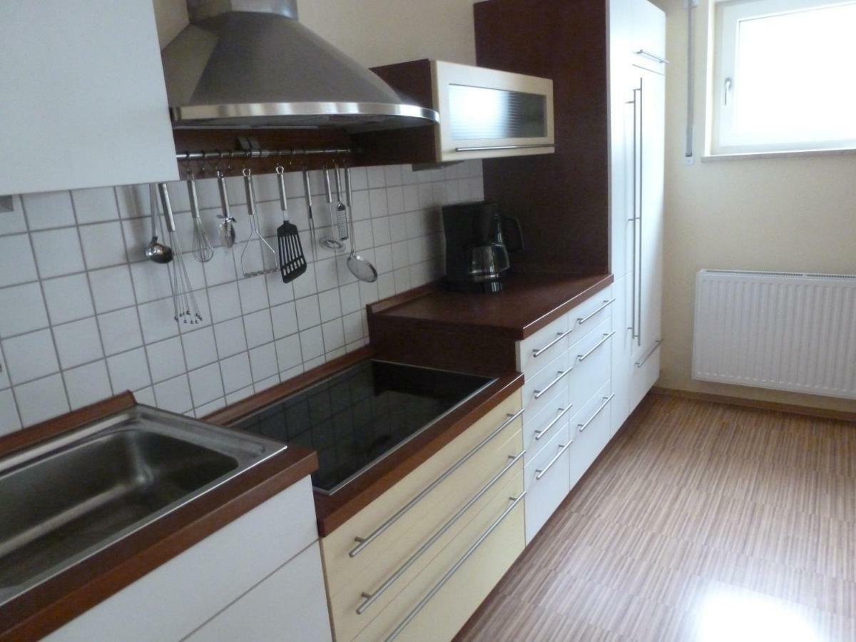 Ferienwohnung Eisele Heike 군즈부르크 외부 사진