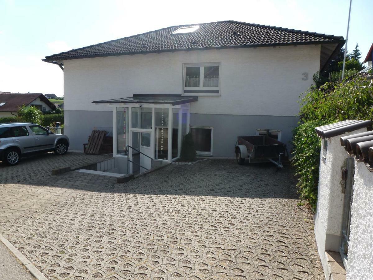 Ferienwohnung Eisele Heike 군즈부르크 외부 사진