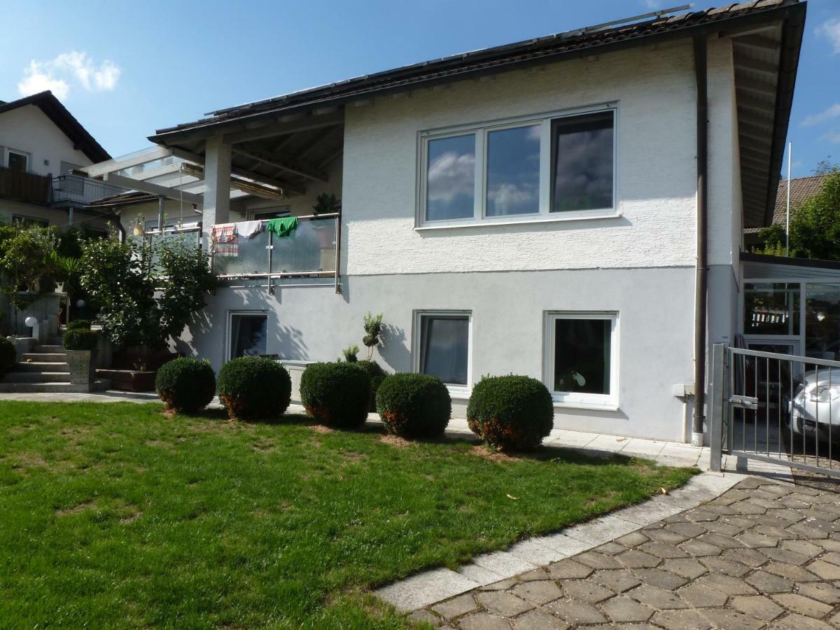Ferienwohnung Eisele Heike 군즈부르크 외부 사진