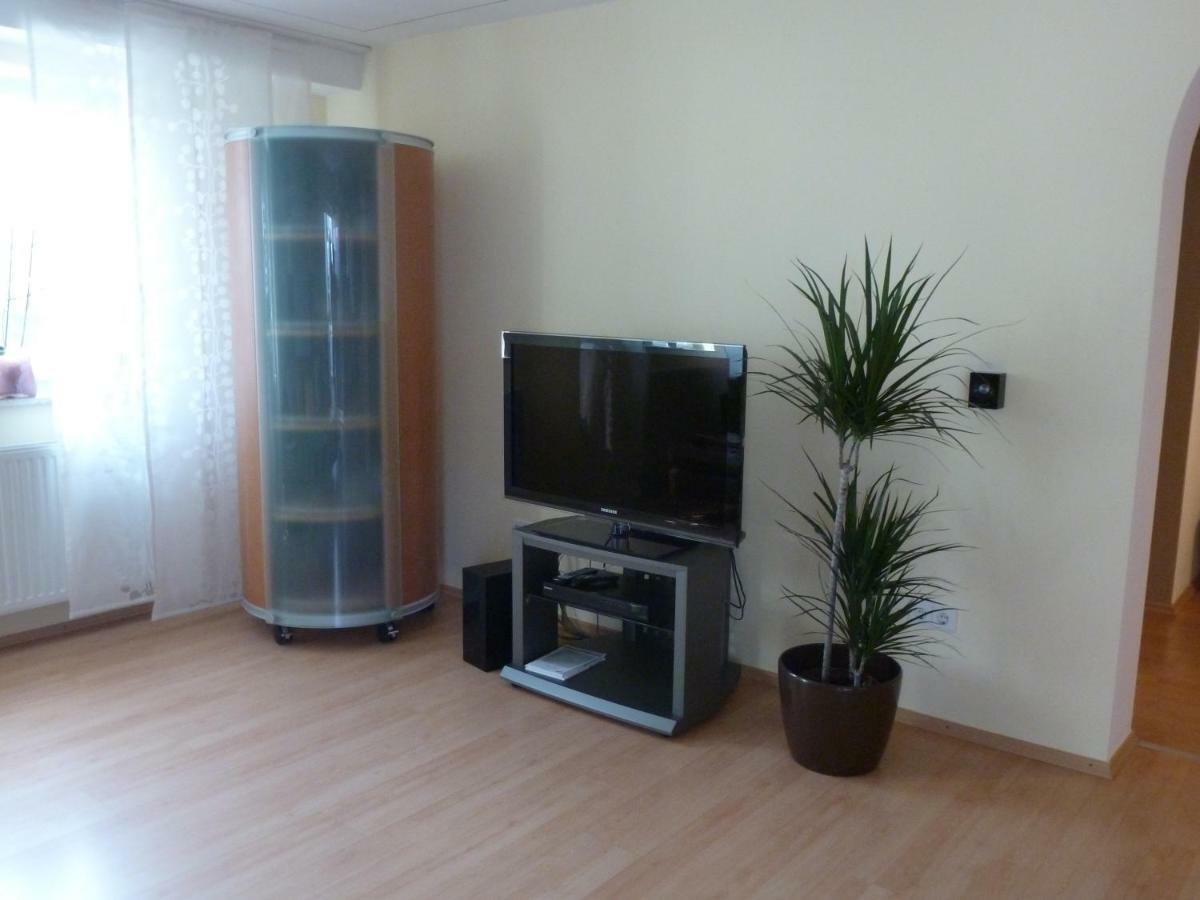 Ferienwohnung Eisele Heike 군즈부르크 외부 사진