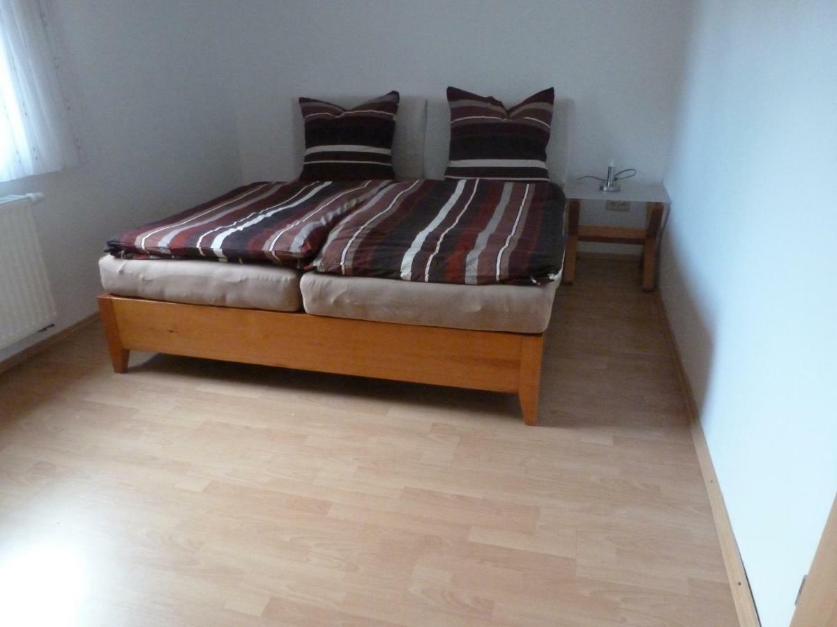 Ferienwohnung Eisele Heike 군즈부르크 외부 사진